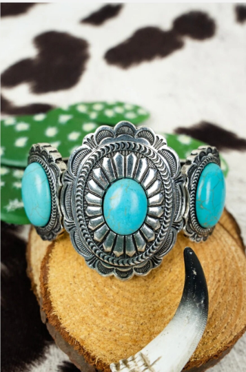 Oversized Concho Stone Stretch Bracelet