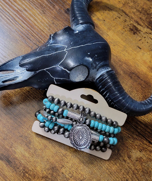 Turquoise & Silver Pearls Cluster Bracelet