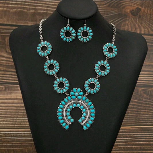 Turquoise Naja Geometric Necklace Set