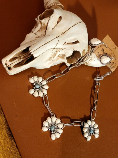 Western Naja Necklace & Earring Set